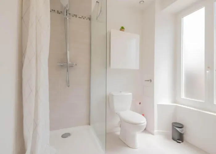 Ananas - Parking Prive *